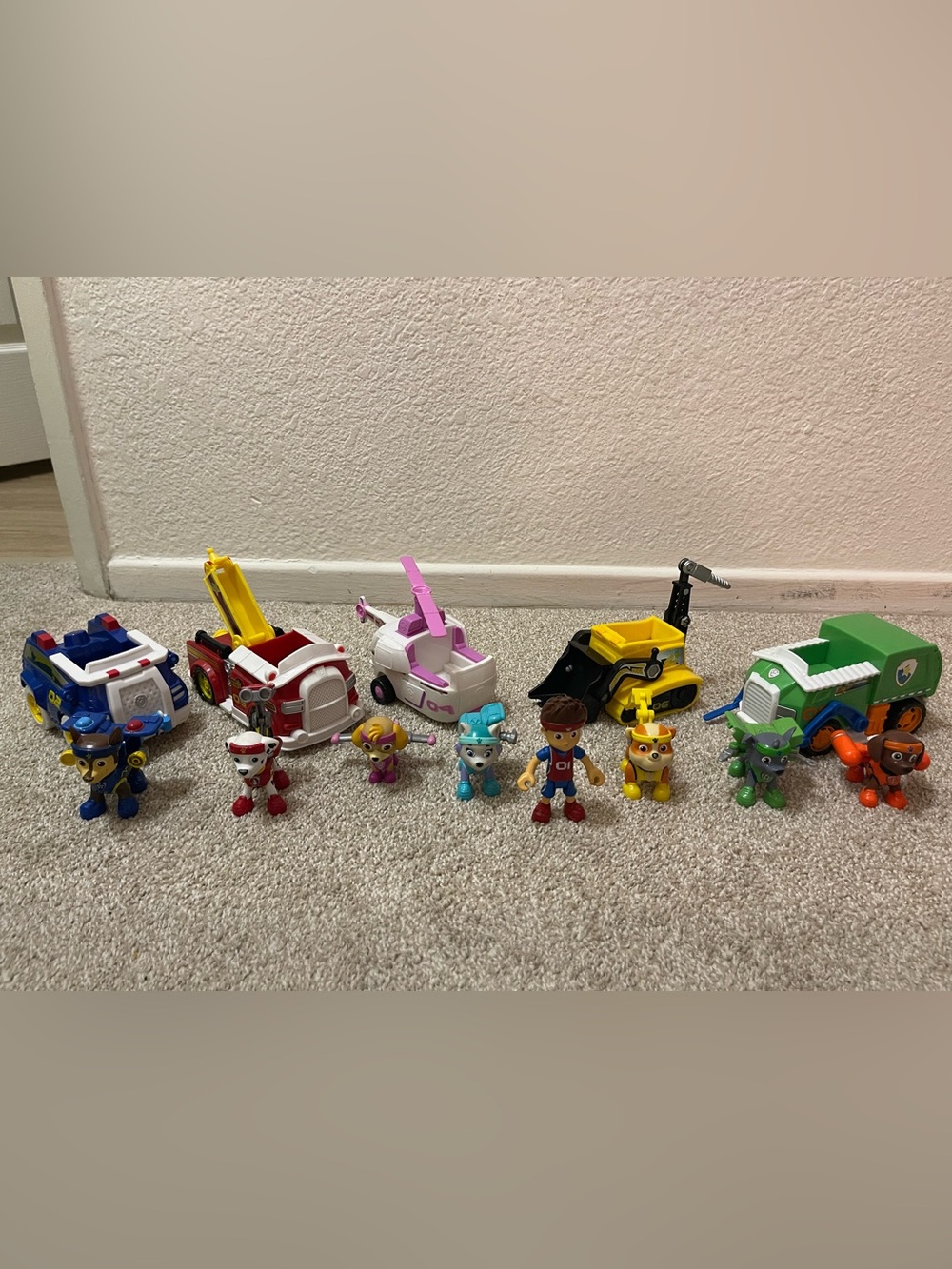 Paw Patrol All Star Pups and Vehicles HTF